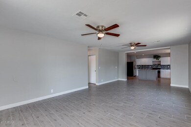 1635 N 28th St, Phoenix, AZ 85008 - photo 6