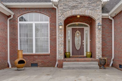 325 Old Pond Ln, Dickson, TN 37055 - photo 4