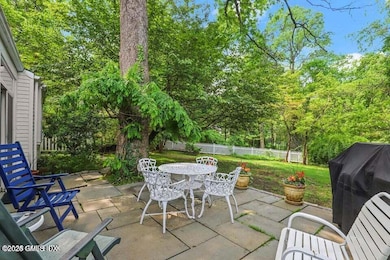 320 Cognewaugh Rd, Cos Cob, CT 06807 - photo 6