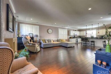 Huge Great Room with Open Floor Plan 