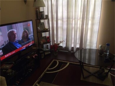 555 W Troy Rd, Houston, TX 77091 - photo 6