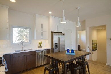 beautiful large kitchen
