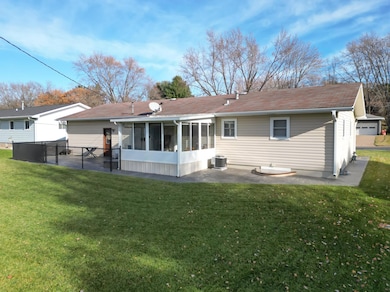 2532 Frostwoods St, Eau Claire, WI 54703 - photo 4