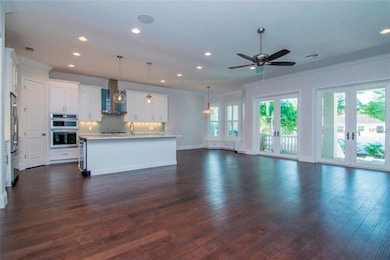 3921 W Leona St, Tampa, FL 33629 - photo 2