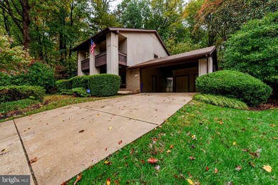 10976 Swansfield Rd, Columbia, MD 21044 - photo 2