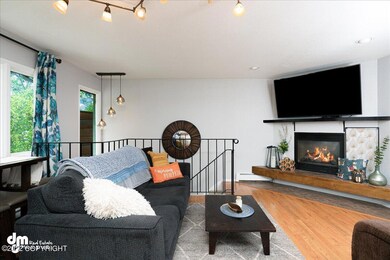 03-Living Room_MAX1870