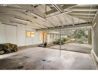 673 Marylhurst Dr, West Linn, OR 97068 - photo 4