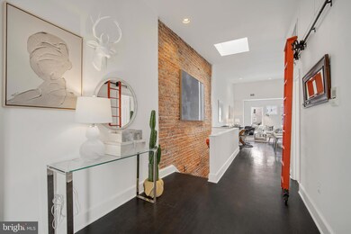 2015 Columbia Rd NW unit 8, Washington, DC 20009 - photo 3