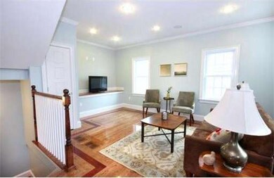 2 Osgood Ct, Roxbury, MA 02119 - photo 3