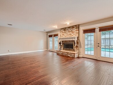 14918 Oak Bluff Ct, Houston, TX 77070 - photo 3