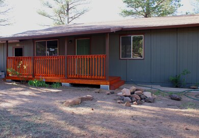 HOUSE FRONT 3