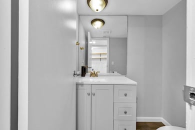 1030 Galliton Ct unit B, Columbus, OH 43220 - photo 4