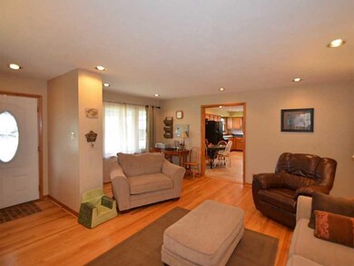 267 N 15th Ave, Beech Grove, IN 46107 - photo 3