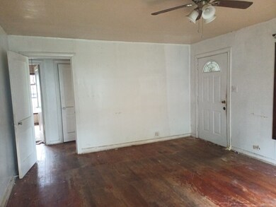 7908 Allwood St, Houston, TX 77016 - photo 5