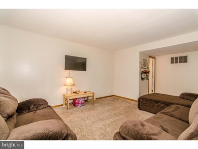 602 E Wiltshire Dr, Wallingford, PA 19086 - photo 6