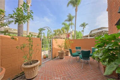 124 Via Quito, Newport Beach, CA 92663 - photo 2