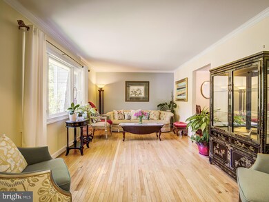 5907 Mustang Dr, Riverdale, MD 20737 - photo 4