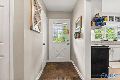 1918 Melbourne Ave NE, Huntsville, AL 35801 - photo 7