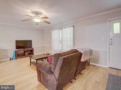 14560 Idlebrook Ct, Manassas, VA 20112 - photo 3