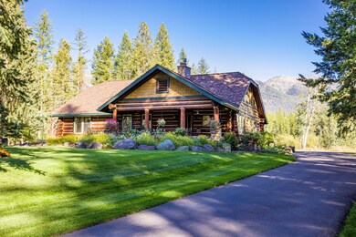 Driveway to Front