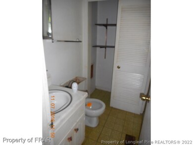 716 Burgoyne Dr, Fayetteville, NC 28314 - photo 7