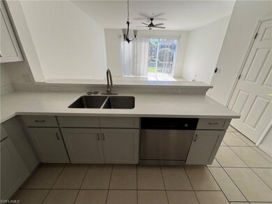 972 Hampton Cir unit 77, Naples, FL 34105 - photo 6