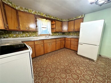 316 Hill St, West Newton, PA 15089 - photo 5