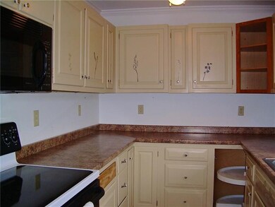 Kitchen Main Floor