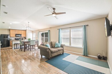 11751 Pleasant Creek Dr, Jacksonville, FL 32218 - photo 4