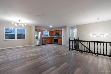 580 Bessinger Dr, Cincinnati, OH 45240 - photo 3