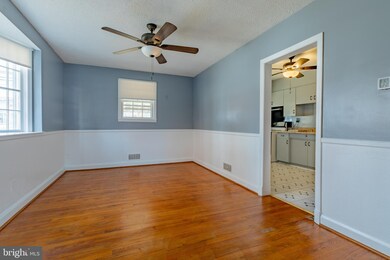 6227 Pilgrim Rd, Baltimore, MD 21214 - photo 7