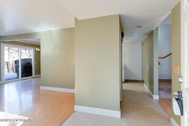 03-Entryway_ELI05407_blended-Edit