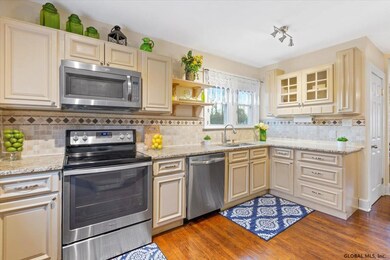 500 Swaggertown Rd, Schenectady, NY 12302 - photo 7