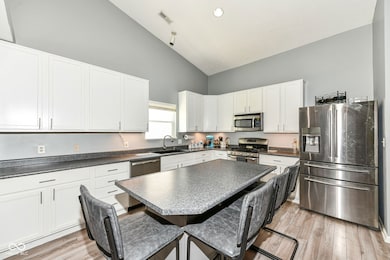 2019 Sotheby Ln, Indianapolis, IN 46239 - photo 5