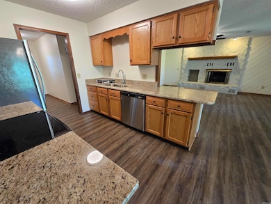 307 Forest Dr, Mountain Home, AR 72653 - photo 3