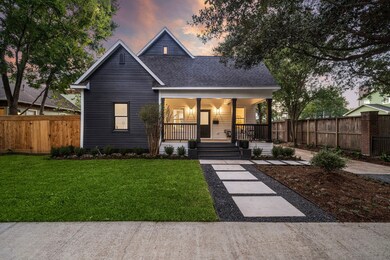 1626 Cortlandt St, Houston, TX 77008 - photo 2