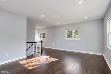 1702 Flora Ln, Silver Spring, MD 20910 - photo 3