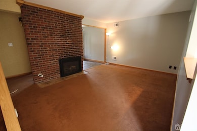 408 Edgeworth St, Middlesex, NJ 08846 - photo 3