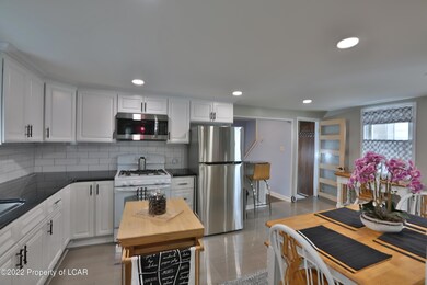 34 Saint James St, Wilkes Barre, PA 18705 - photo 4