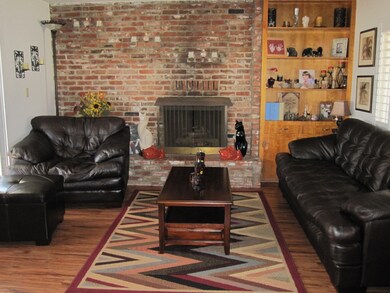 Living Room 4