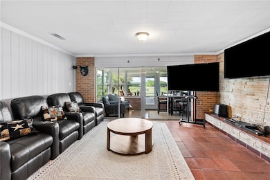 180 Freeman Cir, George West, TX 78022 - photo 6