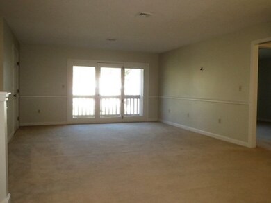 206 Ashmead Common unit 206, Enfield, CT 06082 - photo 7