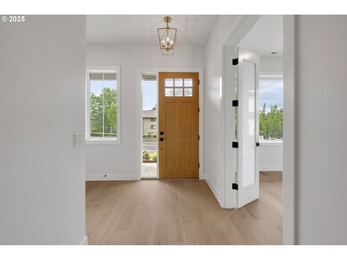 3823 Carman Dr, Lake Oswego, OR 97035 - photo 2