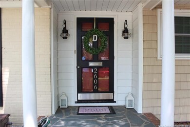 2606 Mirror Lake Dr, Fayetteville, NC 28303 - photo 3