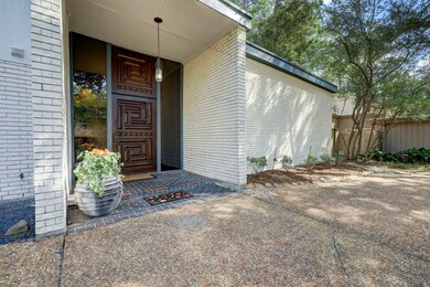 330 Tealwood Dr, Houston, TX 77024 - photo 4