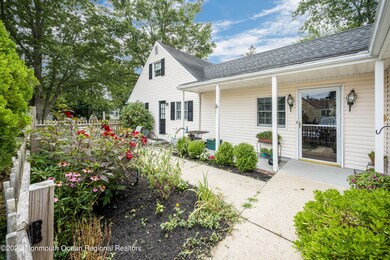 209 Maple Ave-22