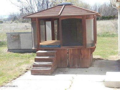 561-923500- jacuzzi view 2