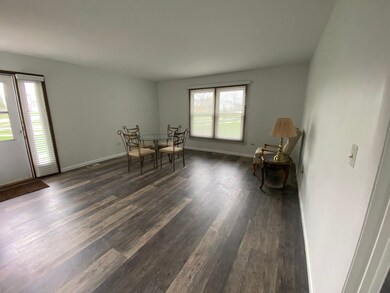 1079 Glouchester Harbor unit 1201, Schaumburg, IL 60193 - photo 3
