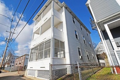 28 Margaret St, Pawtucket, RI 02860 - photo 2