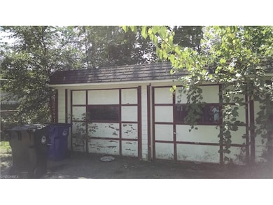 13116 Crennell Ave, Cleveland, OH 44105 - photo 4